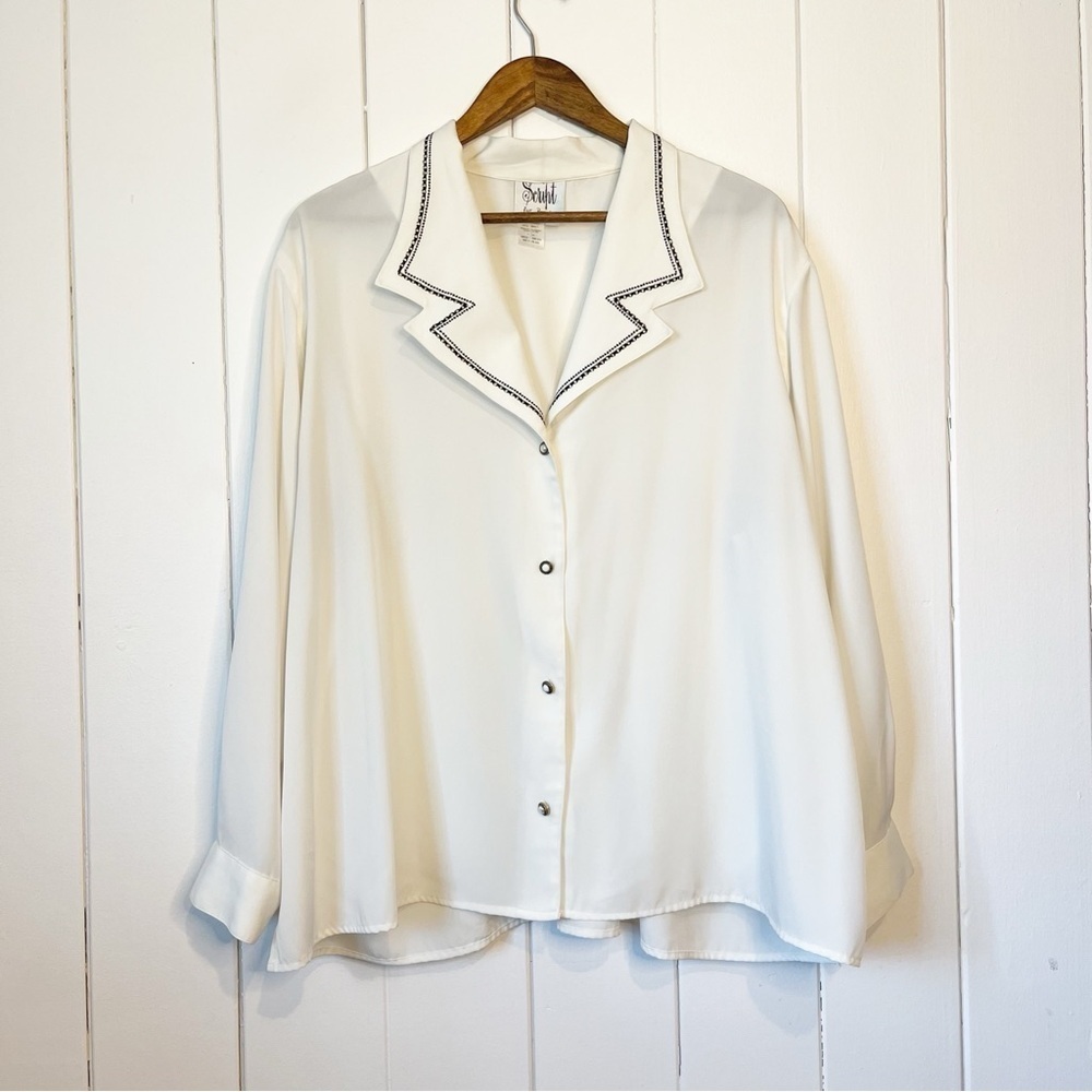 Vintage Script for Penningtons White Detailed Collared Blouse. Size 38.